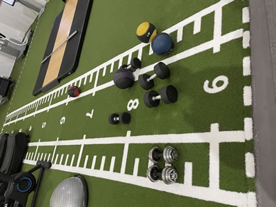 Césped artificial con patrones